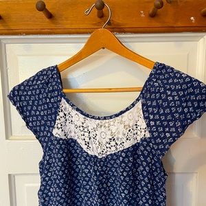 Blue floral and lace top - Size Medium